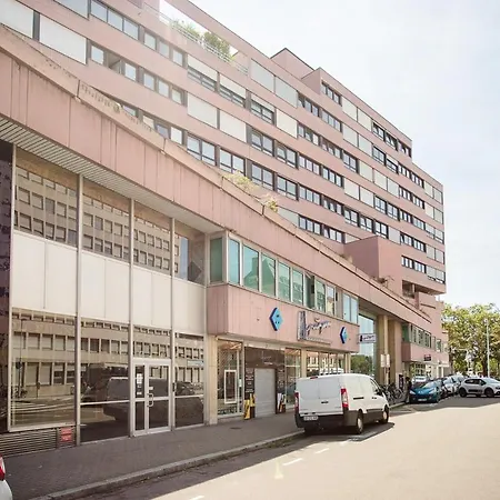 Superbe T4 Scandinave Au Bord De L'eau * Strasbourg